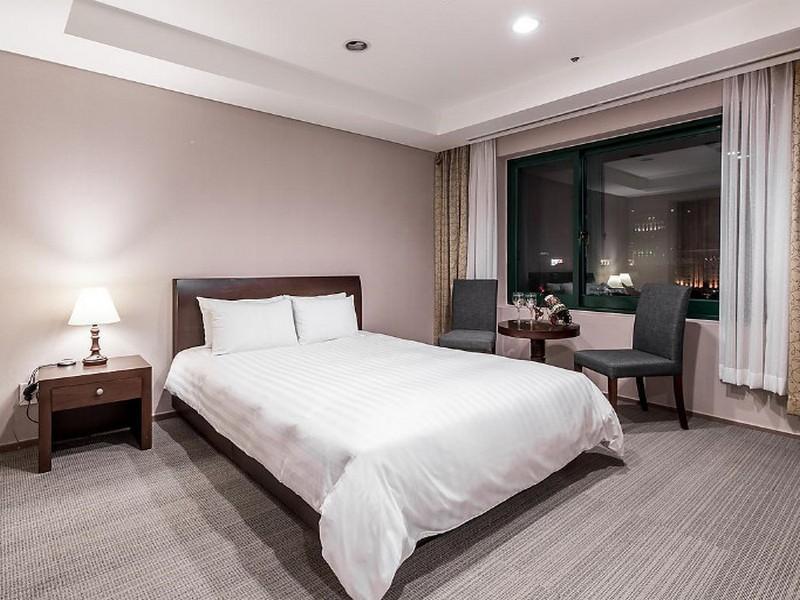 New Hilltop Hotel Seoul Bagian luar foto
