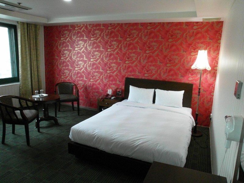 New Hilltop Hotel Seoul Bagian luar foto